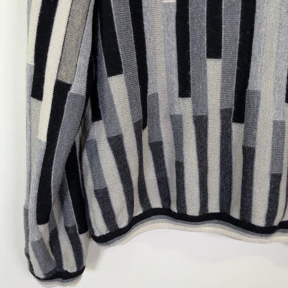 Vintage 90s Textured Coogi Style Cropped Sweater - Picture 11 of 16